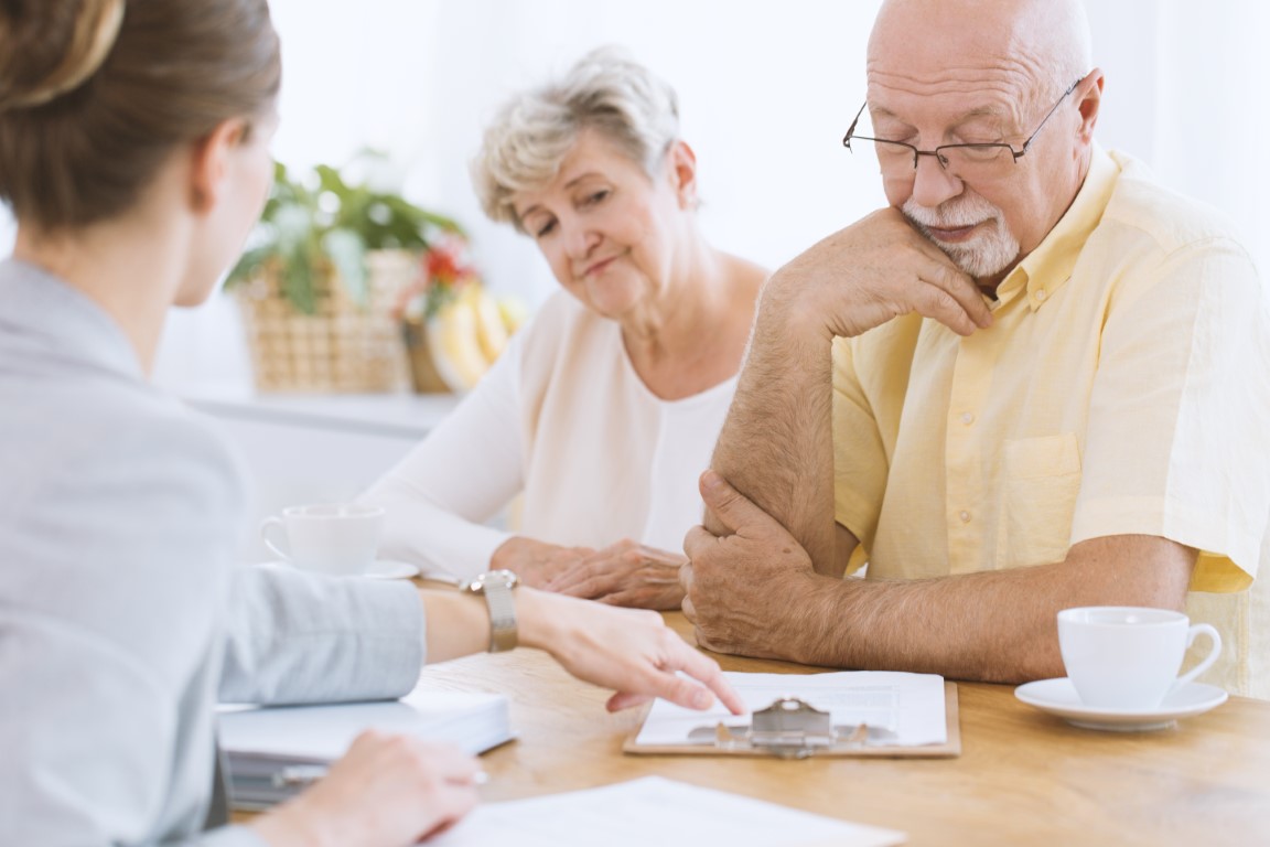 Un couple souscrivant une deuxième assurance vie